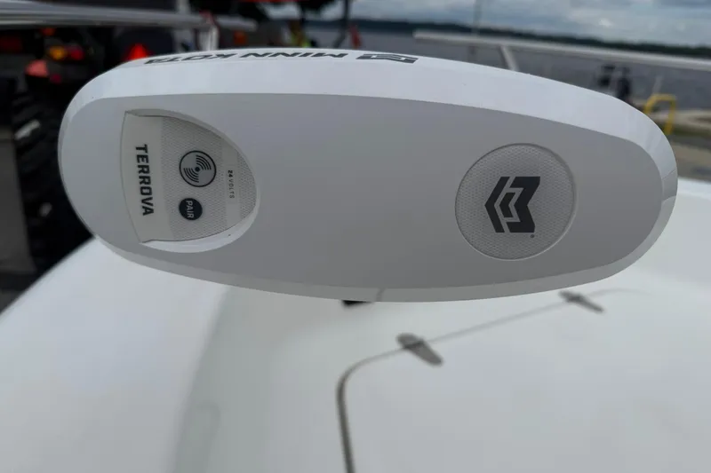 Slide: The Image of Minn Kota Terrova trolling motor on 2005 Sea Pro 190 Center Console boat. - 16