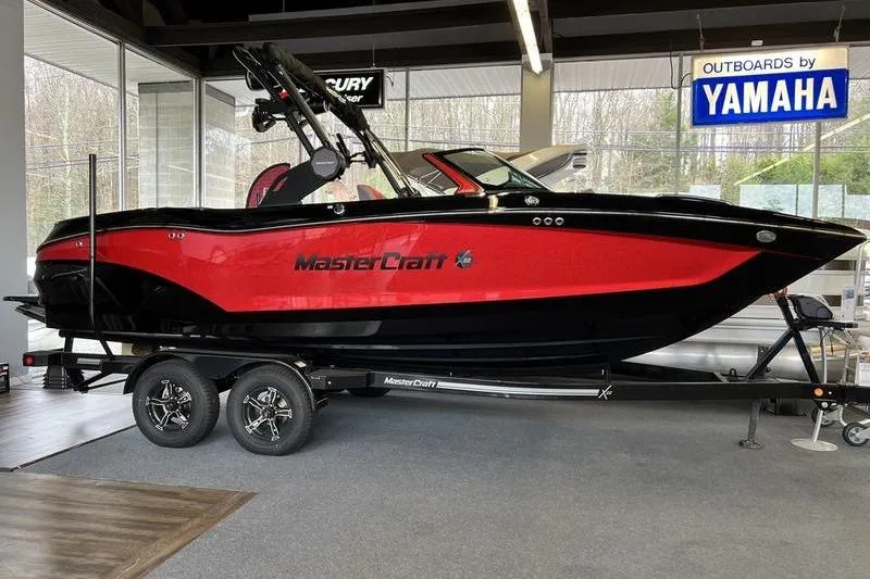 The Image of MasterCraft X22 2025 - 1