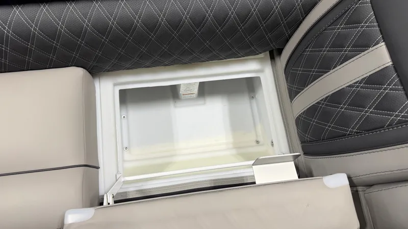 Slide: The Image of Barletta LUSSO25QCSS 2027 - 25