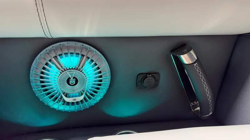 Slide: The Image of Barletta LUSSO25QCSS 2027 - 18