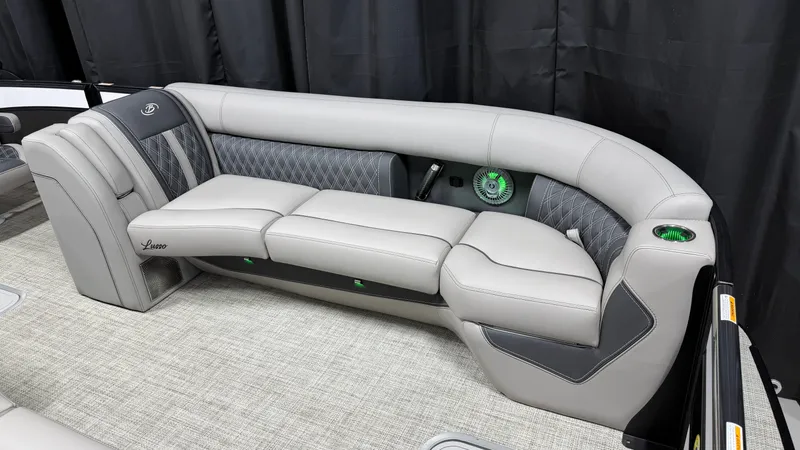 Slide: The Image of Barletta LUSSO25QCSS 2027 - 27