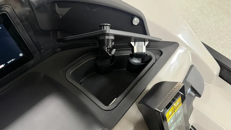 Slide: The Image of Barletta Cabrio22QC 2027 - 48