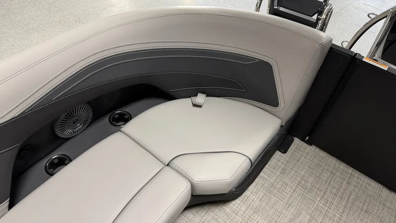 Slide: The Image of Barletta Cabrio22QC 2027 - 63
