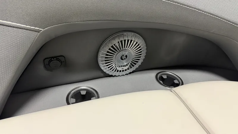 Slide: The Image of Barletta Cabrio22QC 2027 - 61