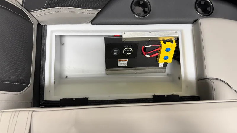 Slide: The Image of Barletta Cabrio22QC 2027 - 59