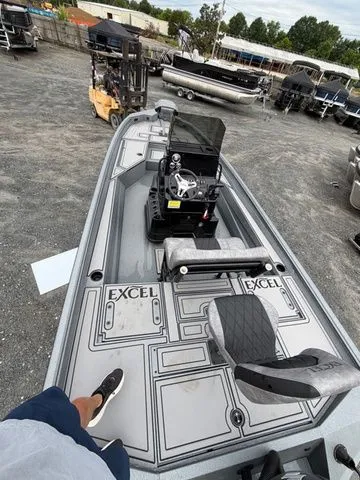 Slide: The Image of Excel Bay Pro 220 Elite - 200 HP Suzuki 2027 - 5