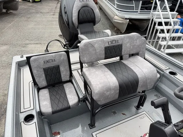 Slide: The Image of Excel Bay Pro 220 Elite - 200 HP Suzuki 2027 - 9