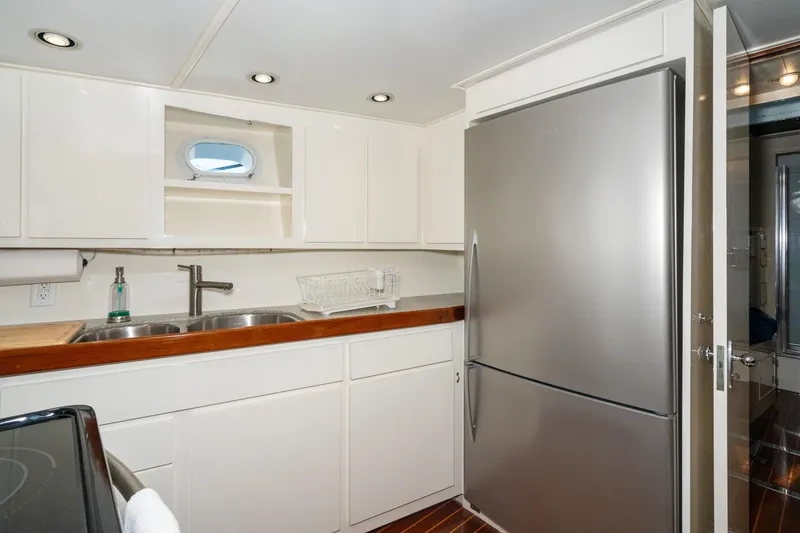 Slide: The Image of Burger 64 Pilothouse Motoryacht 1971 - 55
