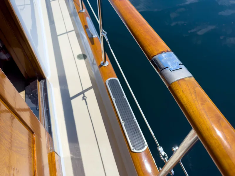 Slide: The Image of Burger 64 Pilothouse Motoryacht 1971 - 67
