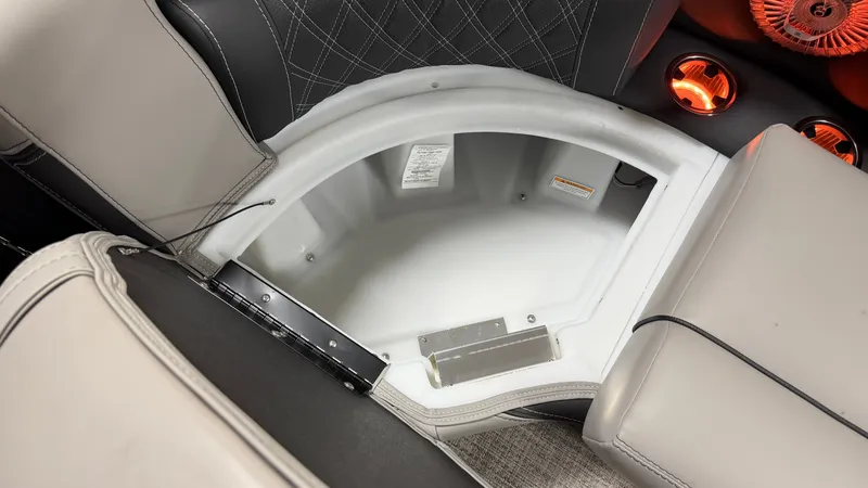 Slide: The Image of Barletta LUSSO25QCSS 2027 - 15