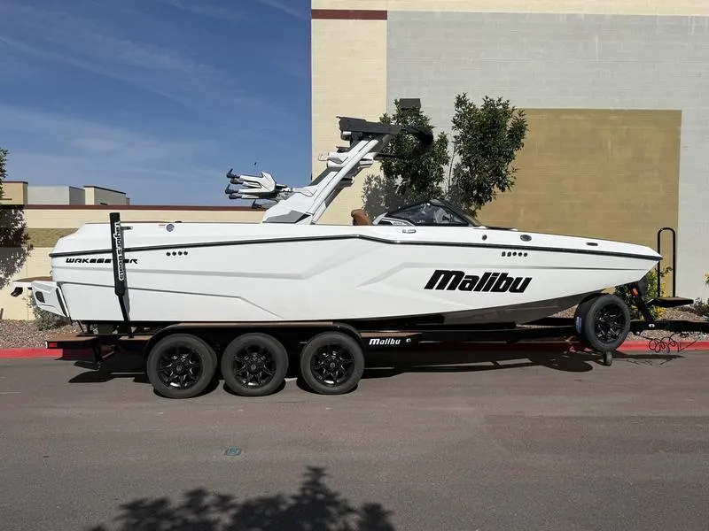 The Image of Malibu 24 MXZ 2026 - 0
