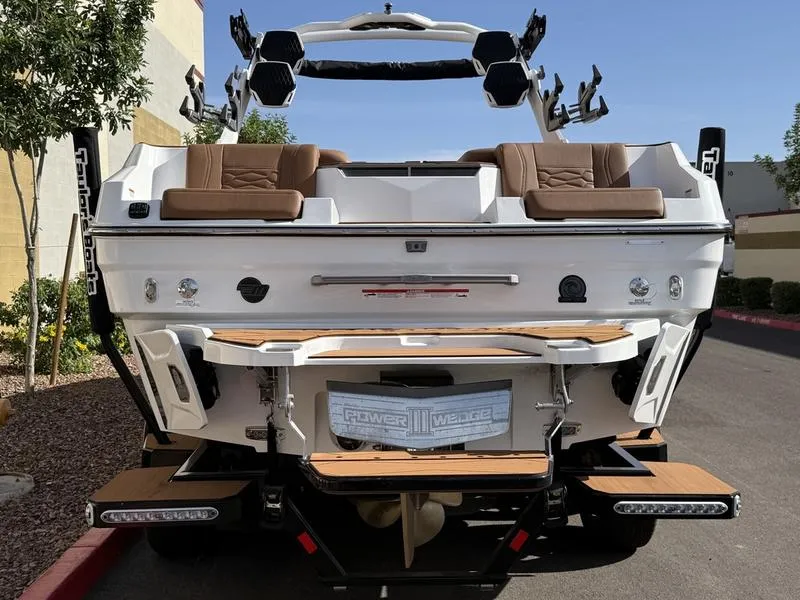 Slide: The Image of Malibu 24 MXZ 2026 - 4