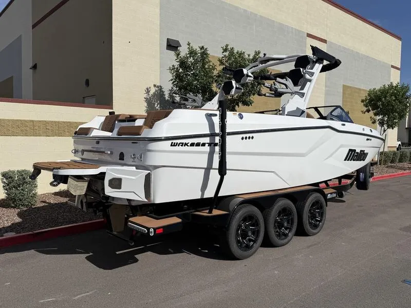 Slide: The Image of Malibu 24 MXZ 2026 - 3