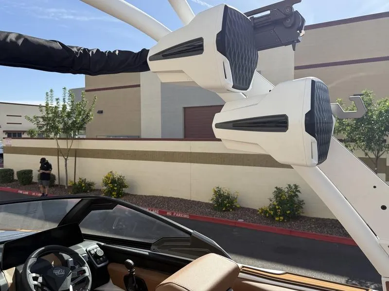 Slide: The Image of Malibu 24 MXZ 2026 - 8