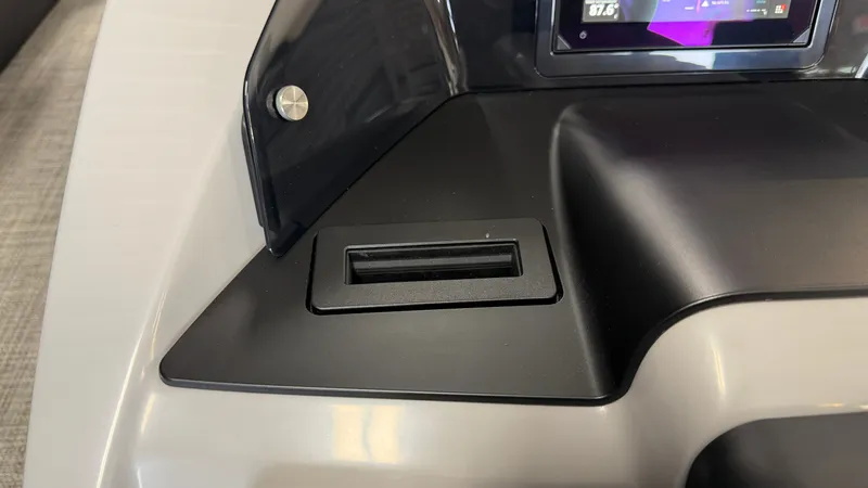 Slide: The Image of Barletta CABRIO24QC 2027 - 55