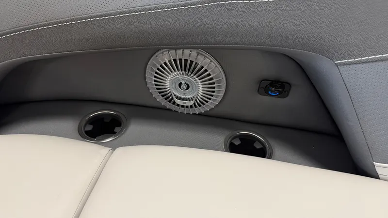 Slide: The Image of Barletta CABRIO24QC 2027 - 74