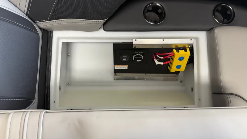 Slide: The Image of Barletta CABRIO24QC 2027 - 64