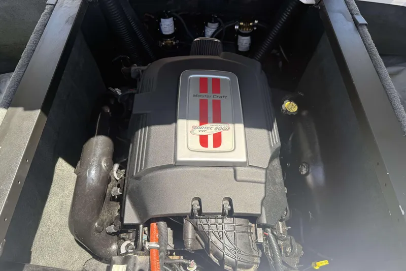 Slide: The Image of 2008 MasterCraft X-45 engine compartment showcasing Vortec 6000 motor. - 23