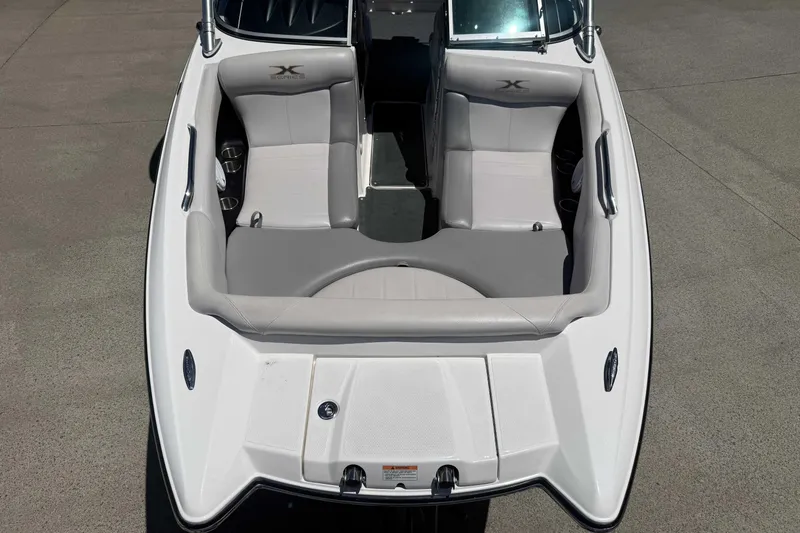 Slide: The Image of 2008 MasterCraft X-45 boat with spacious seating and sleek design. - 7