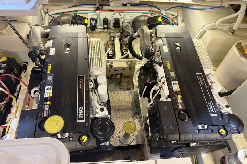 Slide: The Image of Engine room of a 2007 Tiara Yachts 4300 Sovran with Volvo Penta IPS600 engines. - 39