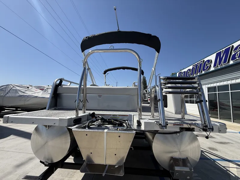 Slide: The Image of Avalon Venture Versatile 2026, 21 FT pontoon boat with 60HP Mercury engine. - 7