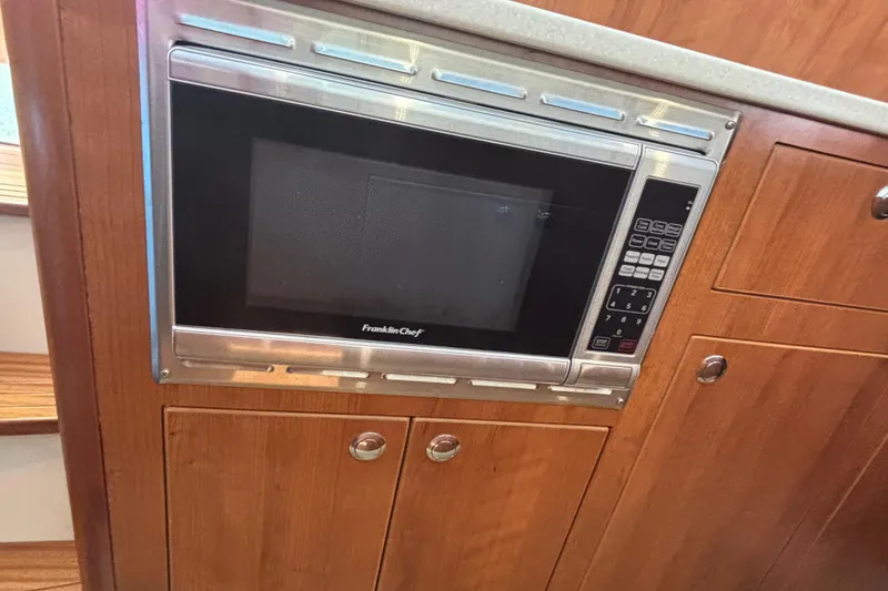 Slide: The Image of Built-in microwave in 2014 Gemini Legacy 35 yacht kitchen. - 20