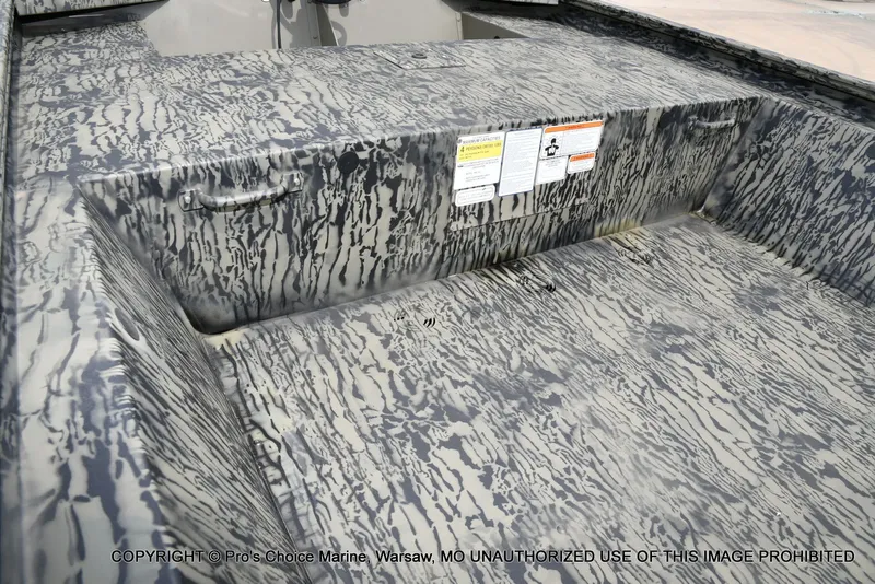 Slide: The Image of Interior of Tracker Grizzly 1648 Jon boat, 2026 model. - 37