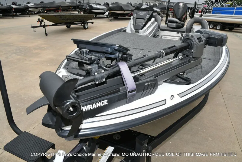 Slide: The Image of 2024 Nitro Z21 XL Pro boat with Garmin and Lowrance equipment. - 31