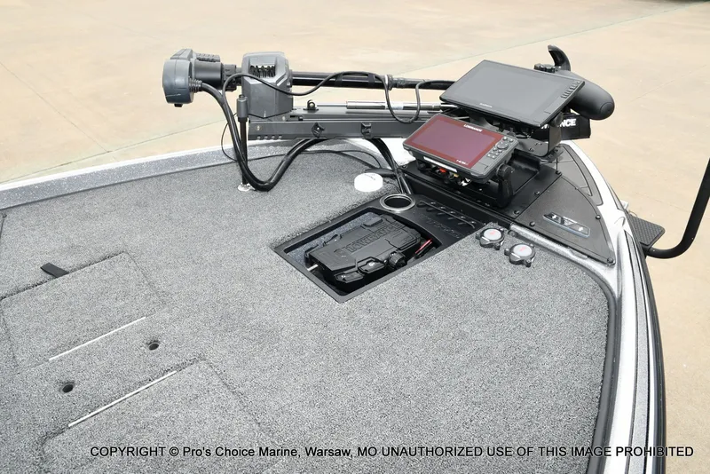 Slide: The Image of 2024 Nitro Z21 XL Pro boat with advanced electronics. - 36