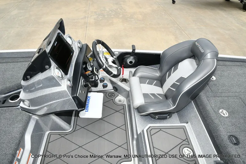 Slide: The Image of Interior of 2024 Nitro Z21 XL Pro boat with steering console. - 47