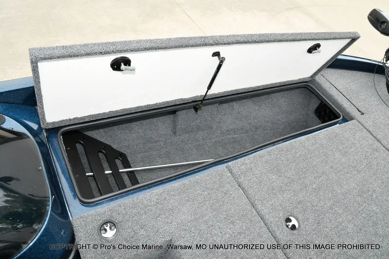 Slide: The Image of Ranger 522vx w/250HP Pro-XS 4 Stroke 2002 - 72