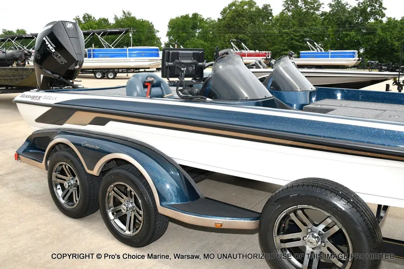 Slide: The Image of Ranger 522vx w/250HP Pro-XS 4 Stroke 2002 - 96