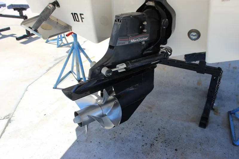 Slide: The Image of 2020 Chaparral 277 SSX boat with MerCruiser outdrive and propeller on display. - 7