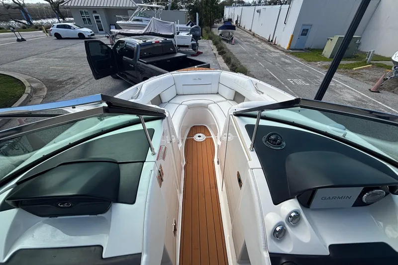 Slide: The Image of 2008 Sea Ray 270 Sundeck passageway to forward seating - 18