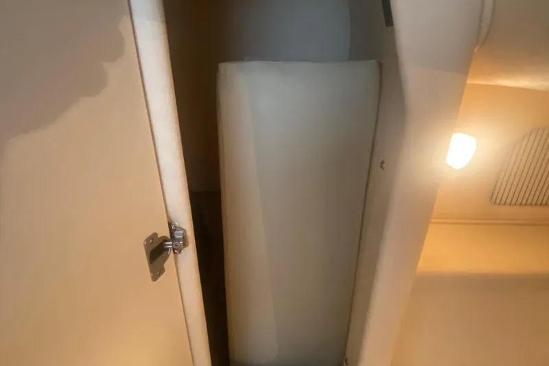 Slide: The Image of Interior cabin view of a 2001 Sea Ray 340 Sundancer yacht. - 27
