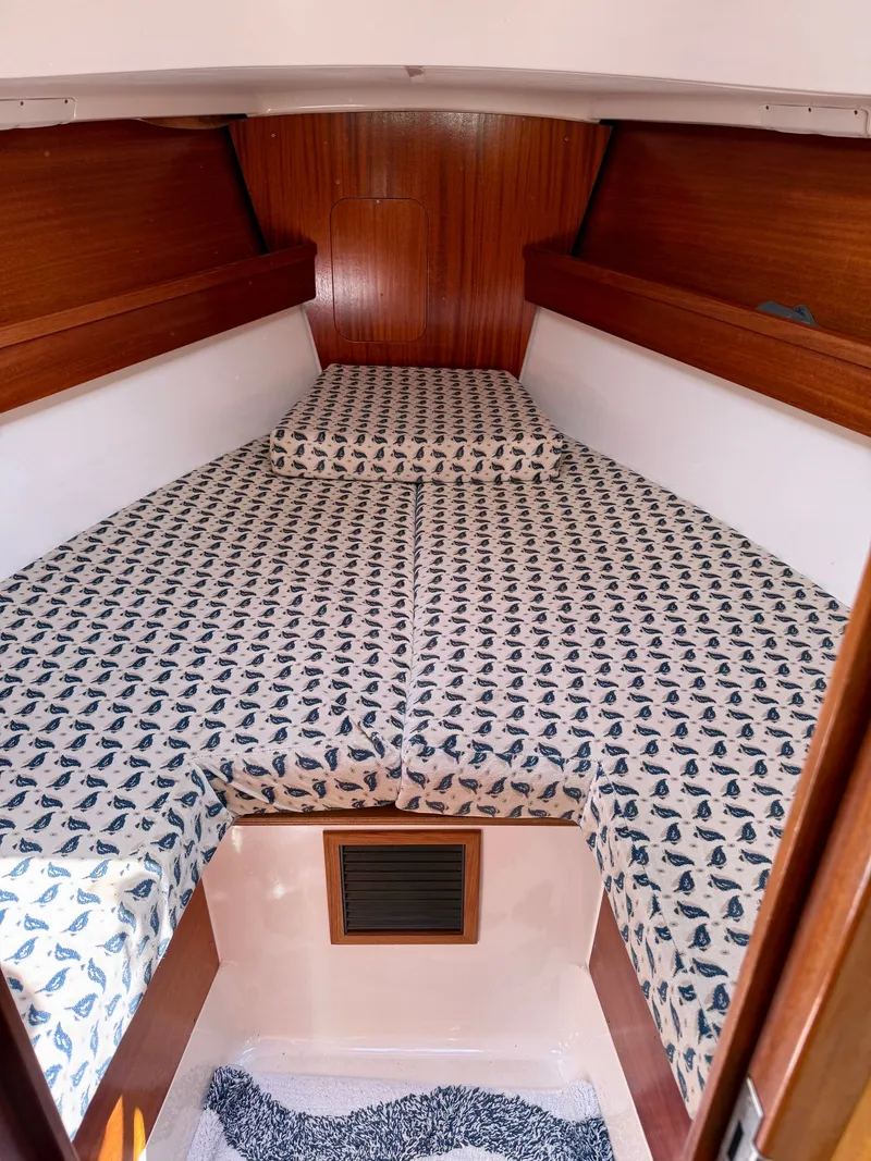 Slide: The Image of Interior of Dufour 32 Classic yacht, year 2000. - 16