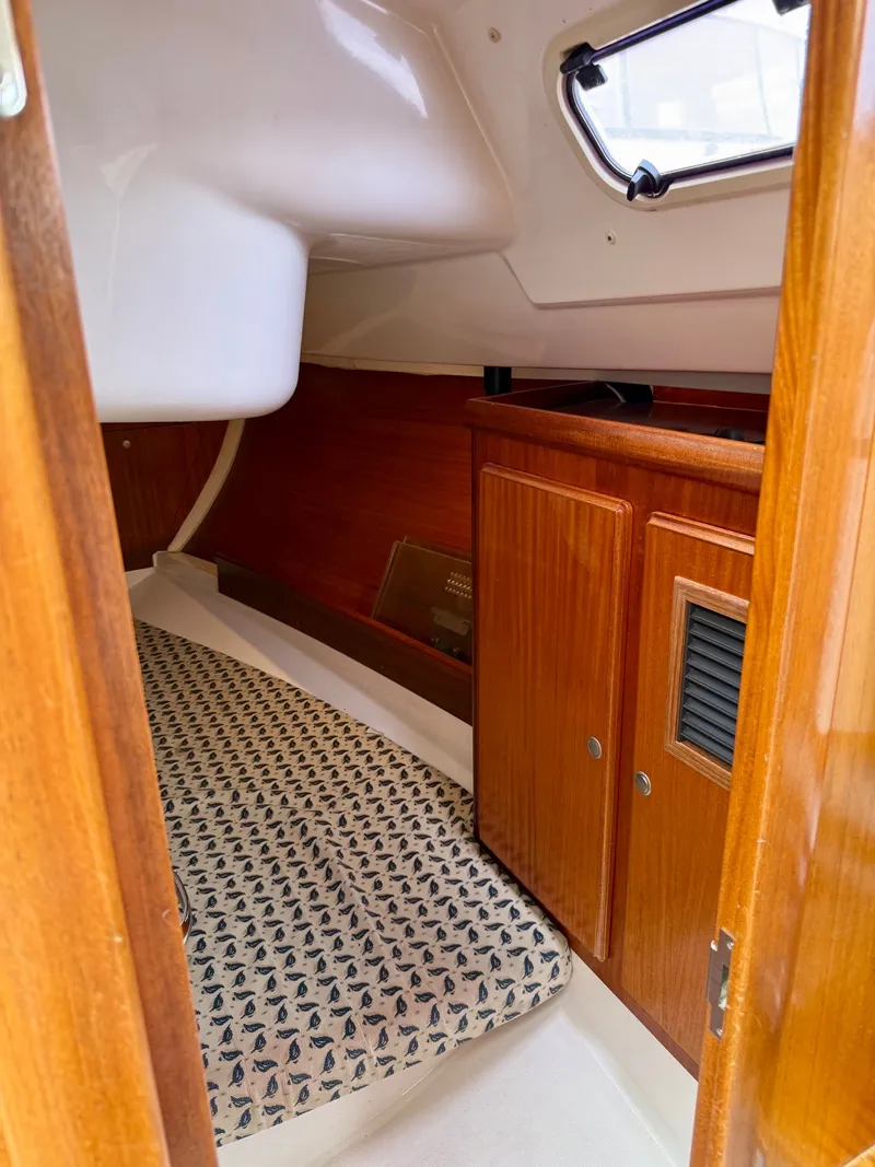 Slide: The Image of Interior view of the bathroom on a 2000 Dufour 32 Classic yacht. - 22
