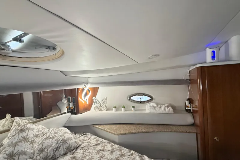 Slide: The Image of Luxurious bathroom in 2007 Meridian 459 Motoryacht with shower, sink, and toilet. - 61