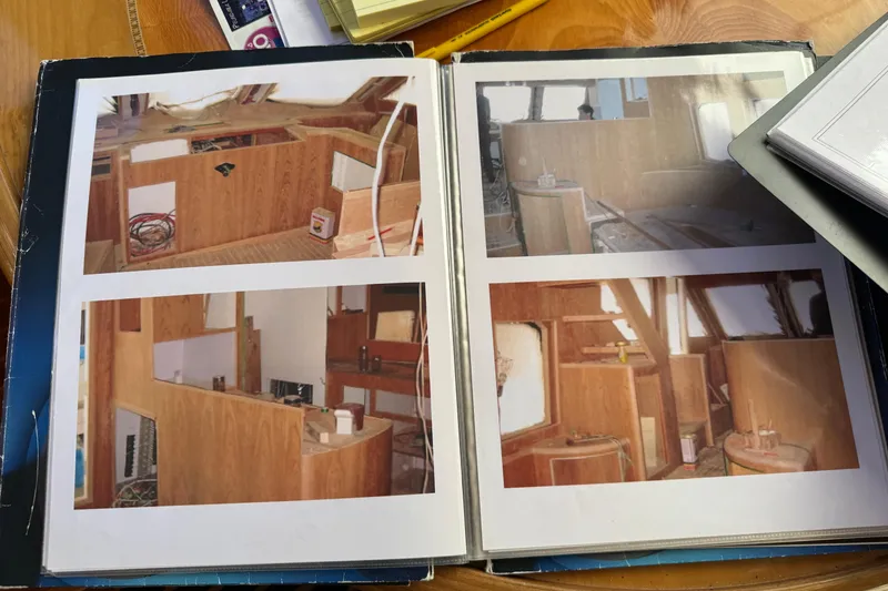 Slide: The Image of Interior construction photos of a 2003 Altima 55 Pilothouse yacht. - 67