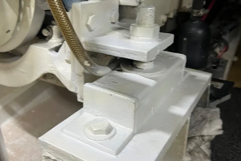 Slide: The Image of Hyatt 51 Aft Cabin Motor Yacht 1998 - 128