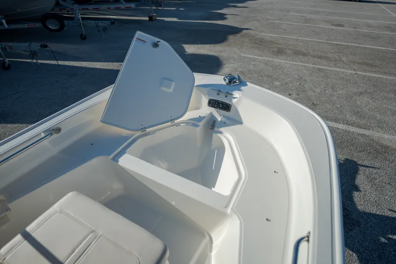 Slide: The Image of Boston Whaler 150 Montauk 2027 - 10