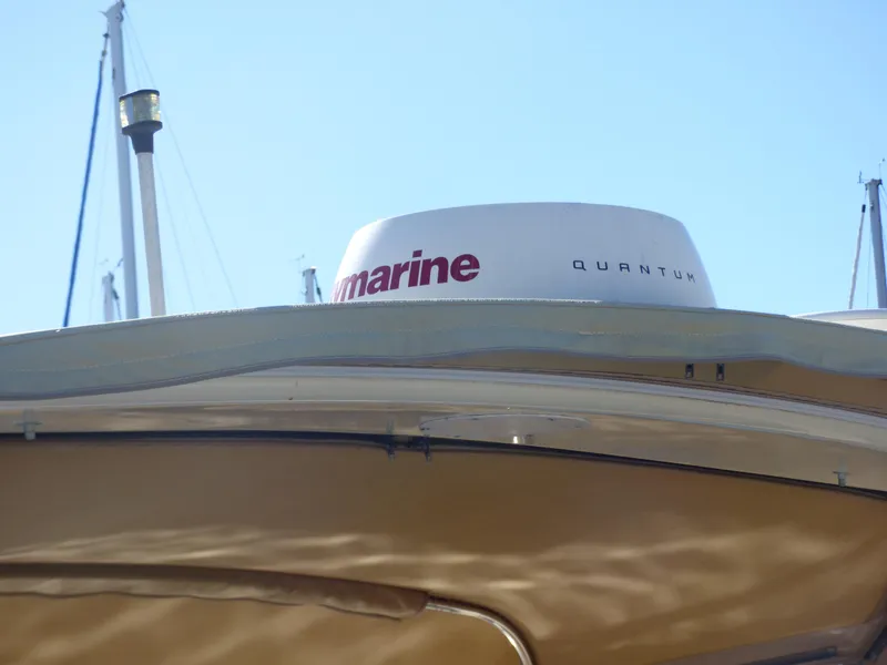 Slide: The Image of Radar on Cruisers Yachts 340 Express, year 2001. - 36