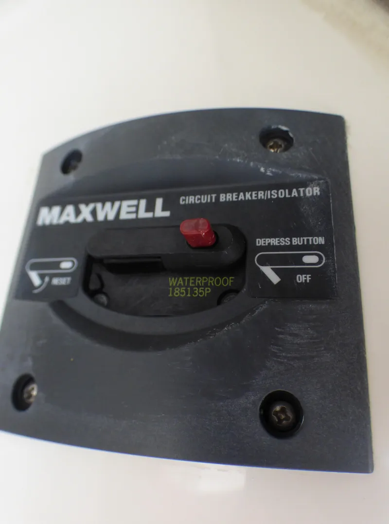 Slide: The Image of Maxwell circuit breaker on 2001 Cruisers Yachts 340 Express. - 46