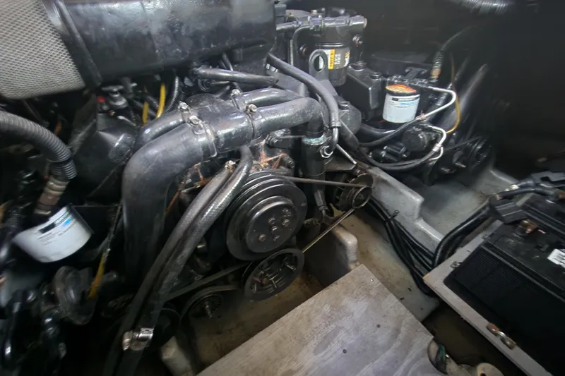 Slide: The Image of Engine compartment of a 1996 Sea Ray 370 Sedan Bridge boat. - 25