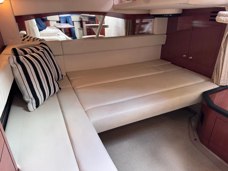 Slide: The Image of Sea Ray 340 Sundancer 2004 - 38