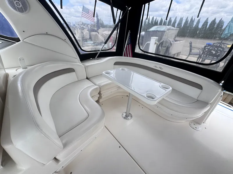 Slide: The Image of Sea Ray 340 Sundancer 2004 - 7
