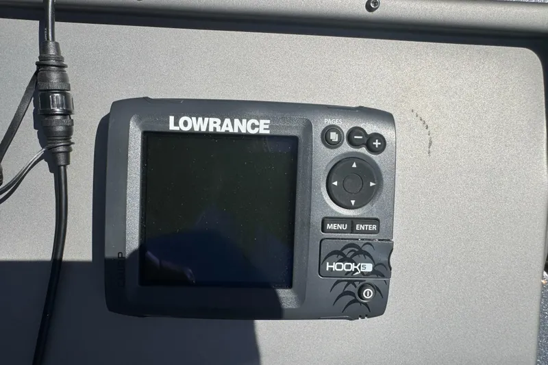 Slide: The Image of Lowrance Hook5 fish finder on 2018 Ranger 1880MS boat dashboard. - 12