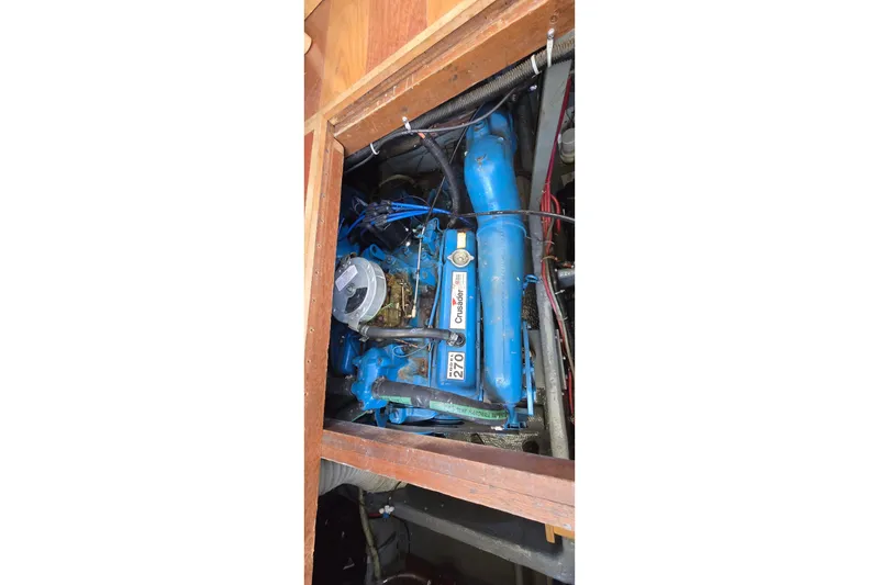 Slide: The Image of Engine compartment of 1985 Carver 3207 Aft Cabin Yacht. - 32