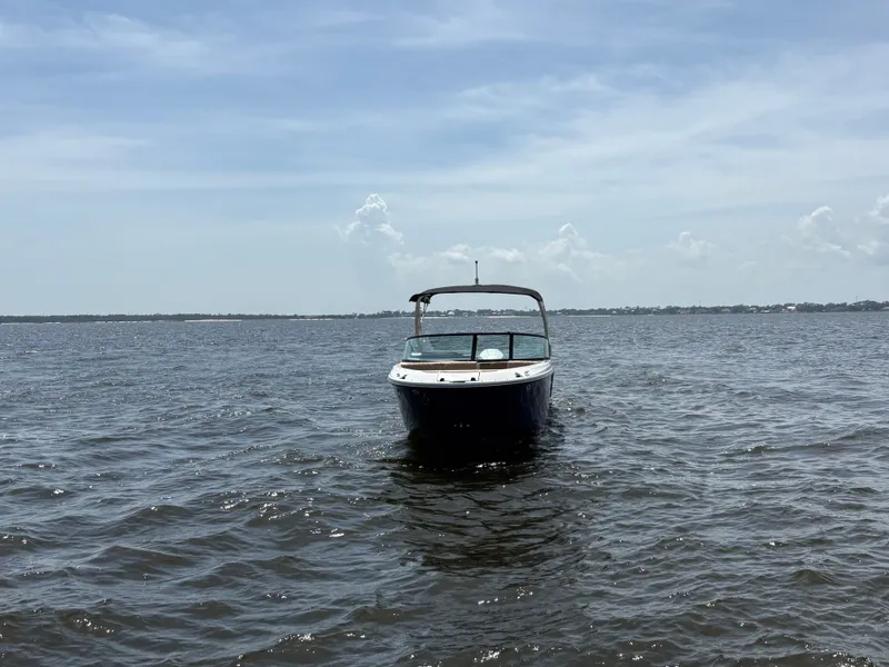 Slide: The Image of Sea Ray SDX 230 Outboard 2026 - 3
