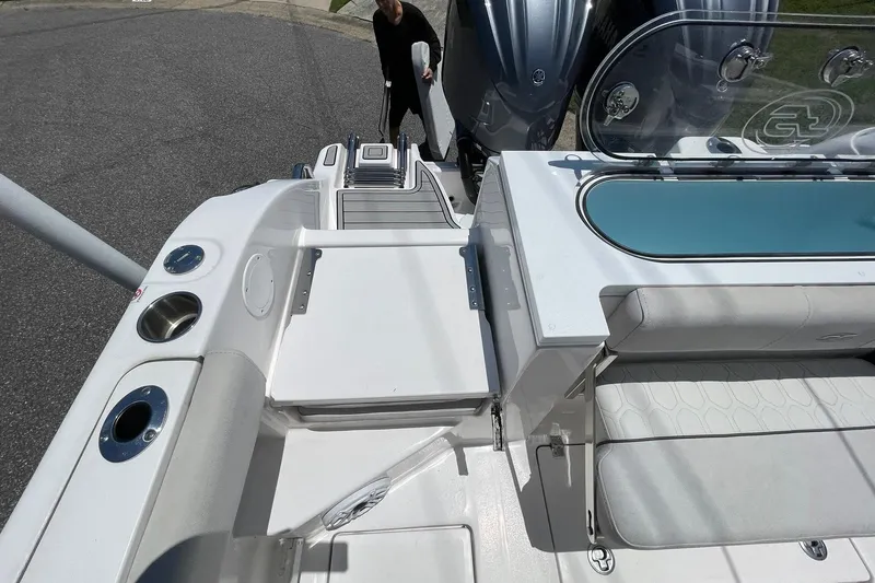 Slide: The Image of TRANSOM WALK-THRU W/FLIP-UP JUMP SEAT - 34